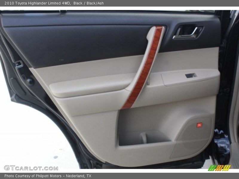 Black / Black/Ash 2010 Toyota Highlander Limited 4WD