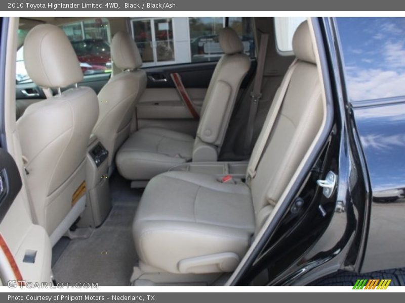 Black / Black/Ash 2010 Toyota Highlander Limited 4WD