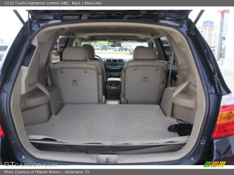Black / Black/Ash 2010 Toyota Highlander Limited 4WD