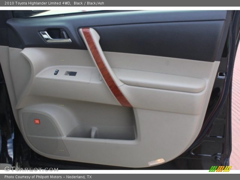 Black / Black/Ash 2010 Toyota Highlander Limited 4WD