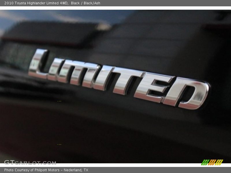 Black / Black/Ash 2010 Toyota Highlander Limited 4WD