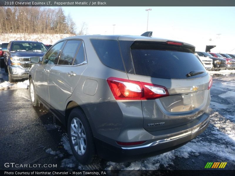 Pepperdust Metallic / Jet Black 2018 Chevrolet Equinox LT