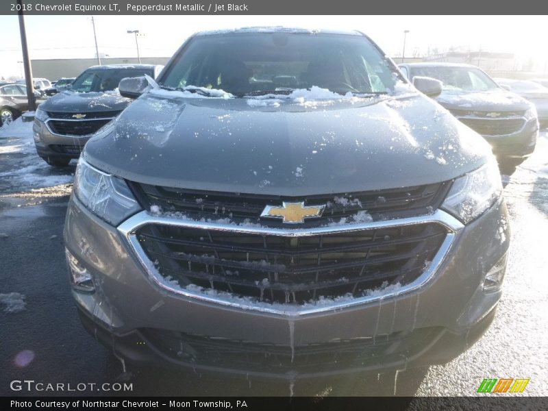 Pepperdust Metallic / Jet Black 2018 Chevrolet Equinox LT