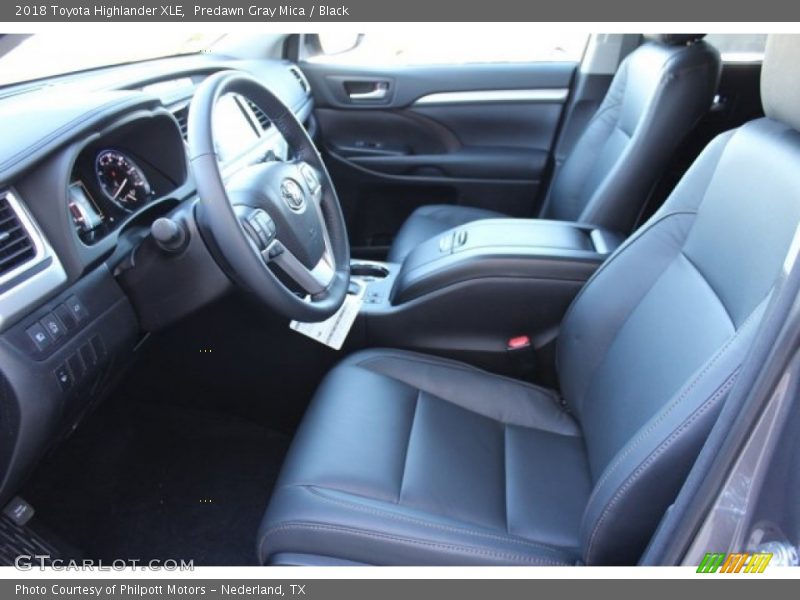 Predawn Gray Mica / Black 2018 Toyota Highlander XLE