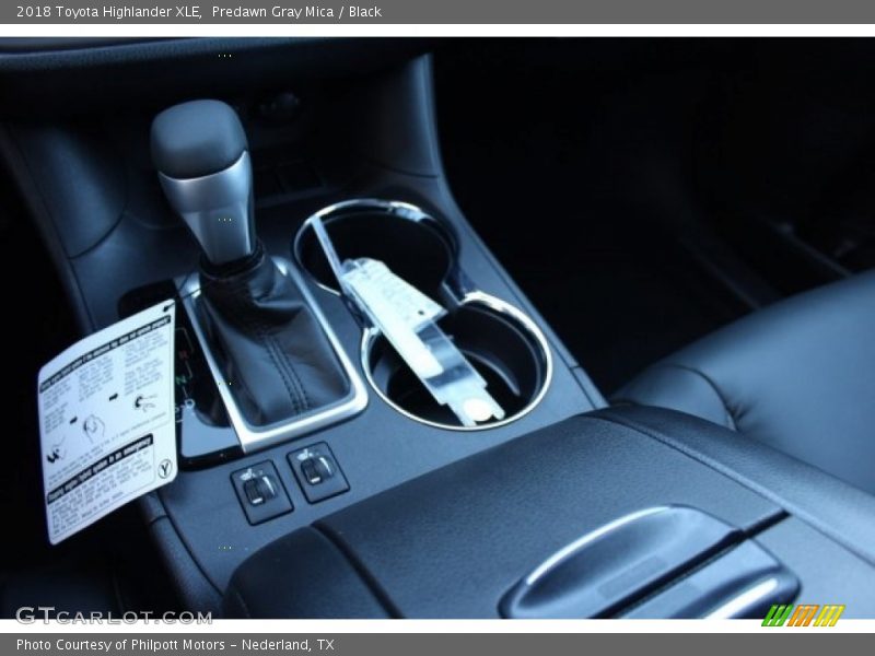 Predawn Gray Mica / Black 2018 Toyota Highlander XLE