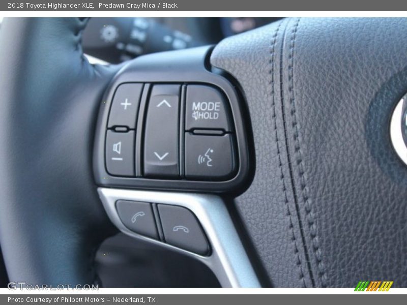 Predawn Gray Mica / Black 2018 Toyota Highlander XLE