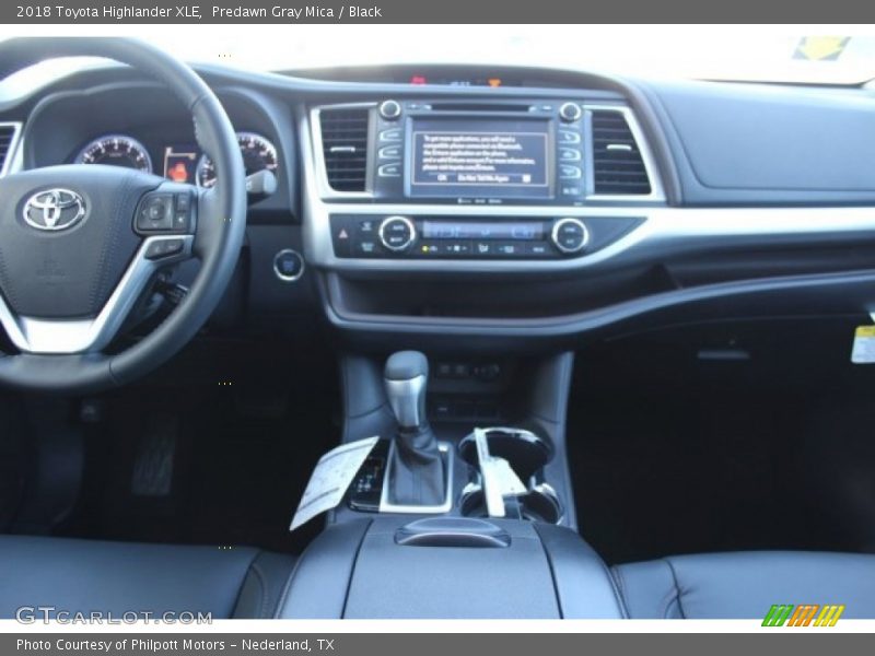 Predawn Gray Mica / Black 2018 Toyota Highlander XLE