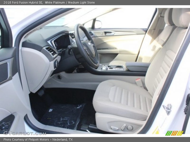 White Platinum / Medium Light Stone 2018 Ford Fusion Hybrid SE