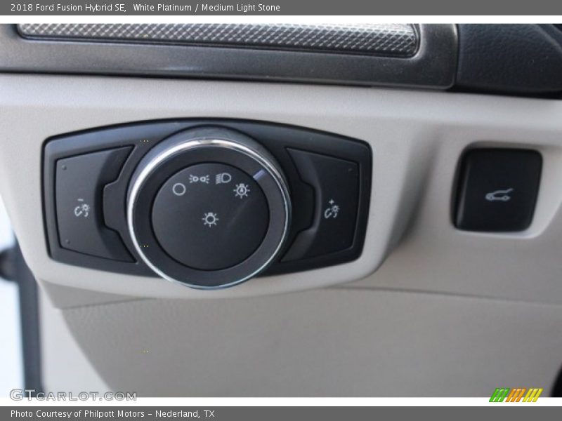 White Platinum / Medium Light Stone 2018 Ford Fusion Hybrid SE