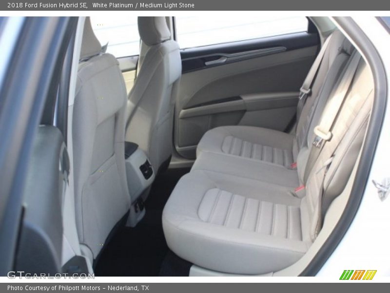 White Platinum / Medium Light Stone 2018 Ford Fusion Hybrid SE