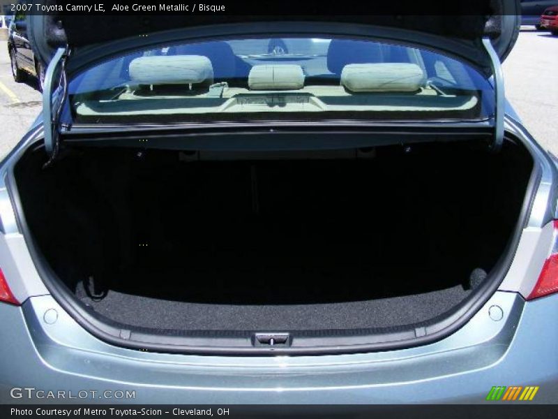 Aloe Green Metallic / Bisque 2007 Toyota Camry LE