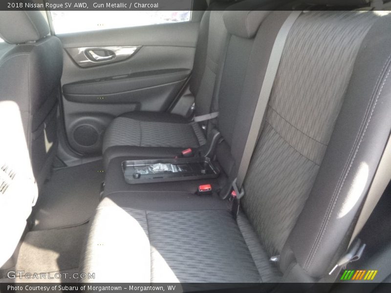 Gun Metallic / Charcoal 2018 Nissan Rogue SV AWD