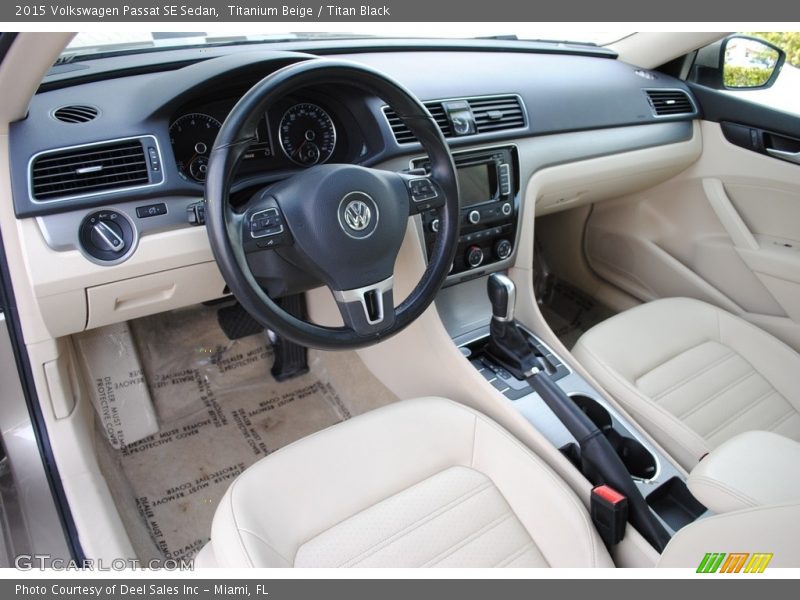 Titanium Beige / Titan Black 2015 Volkswagen Passat SE Sedan