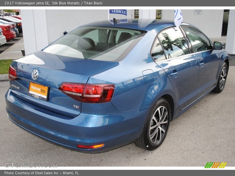 Silk Blue Metallic / Titan Black 2017 Volkswagen Jetta SE