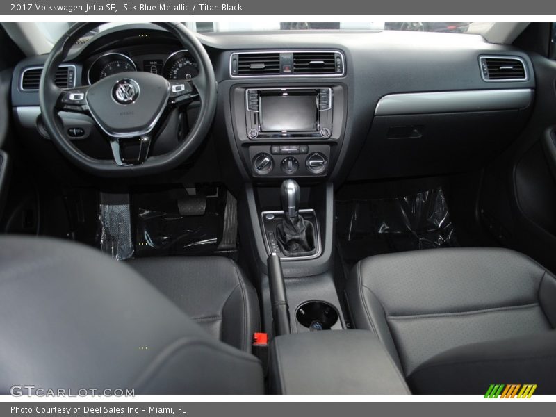 Silk Blue Metallic / Titan Black 2017 Volkswagen Jetta SE