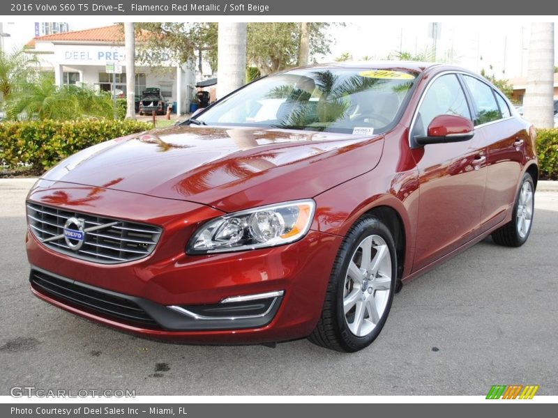 Flamenco Red Metallic / Soft Beige 2016 Volvo S60 T5 Drive-E