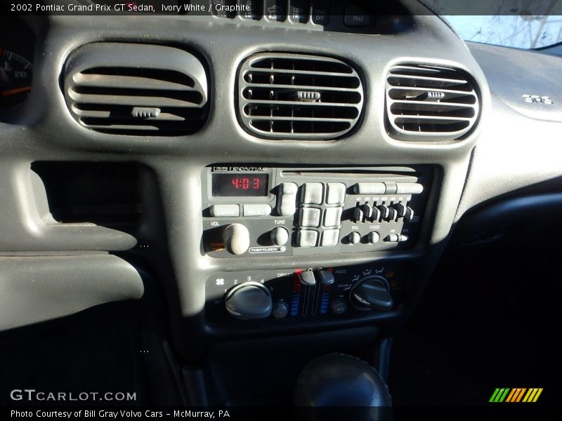 Ivory White / Graphite 2002 Pontiac Grand Prix GT Sedan
