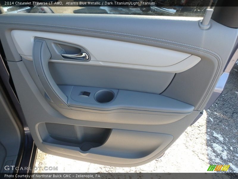 Atlantis Blue Metallic / Dark Titanium/Light Titanium 2014 Chevrolet Traverse LT AWD