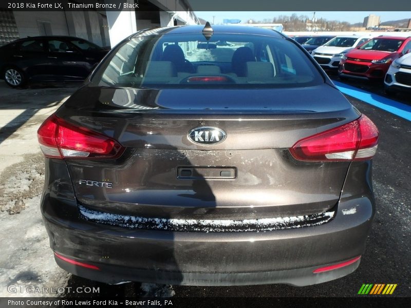 Titanium Bronze / Black 2018 Kia Forte LX