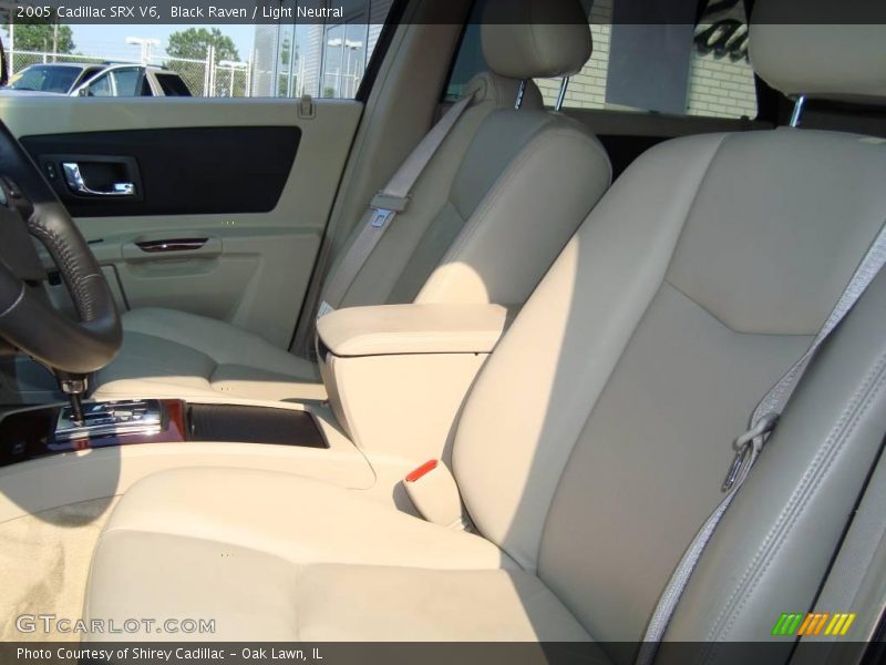 Black Raven / Light Neutral 2005 Cadillac SRX V6
