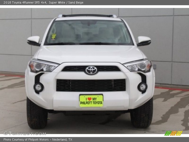 Super White / Sand Beige 2018 Toyota 4Runner SR5 4x4