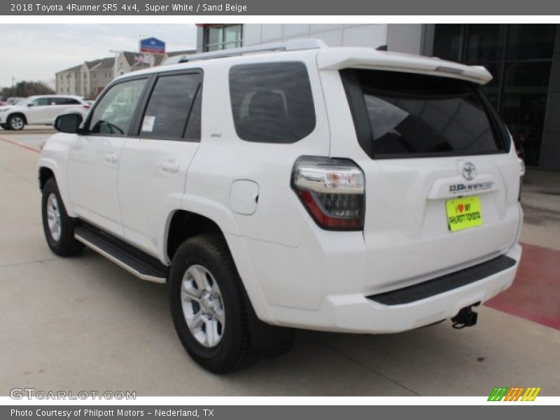 Super White / Sand Beige 2018 Toyota 4Runner SR5 4x4