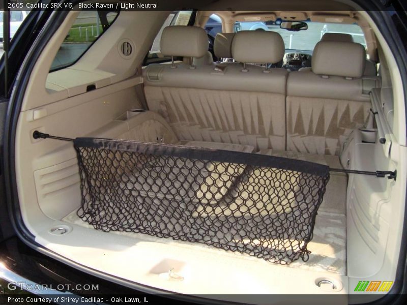 Black Raven / Light Neutral 2005 Cadillac SRX V6