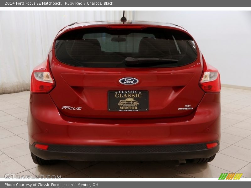 Ruby Red / Charcoal Black 2014 Ford Focus SE Hatchback