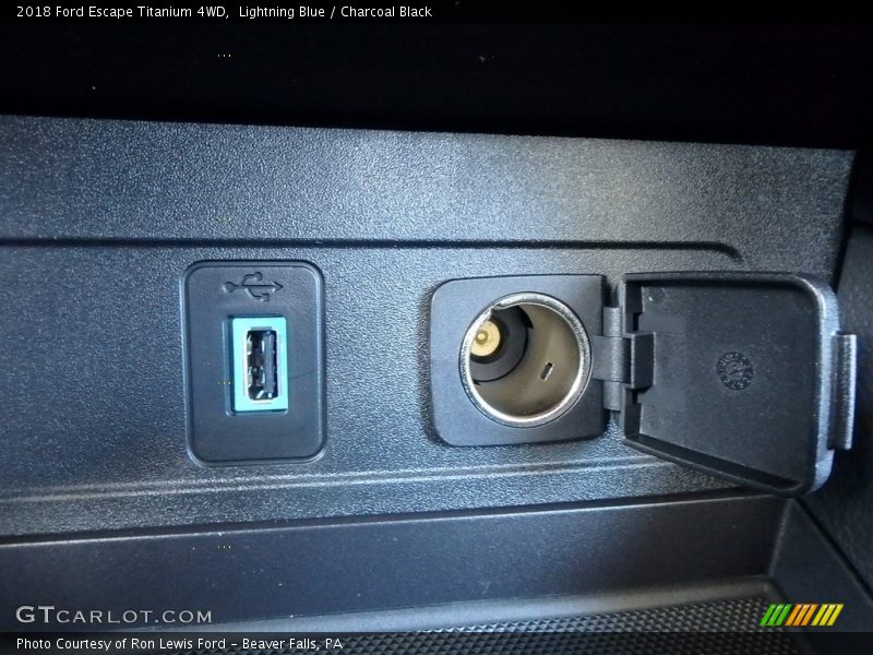 Lightning Blue / Charcoal Black 2018 Ford Escape Titanium 4WD