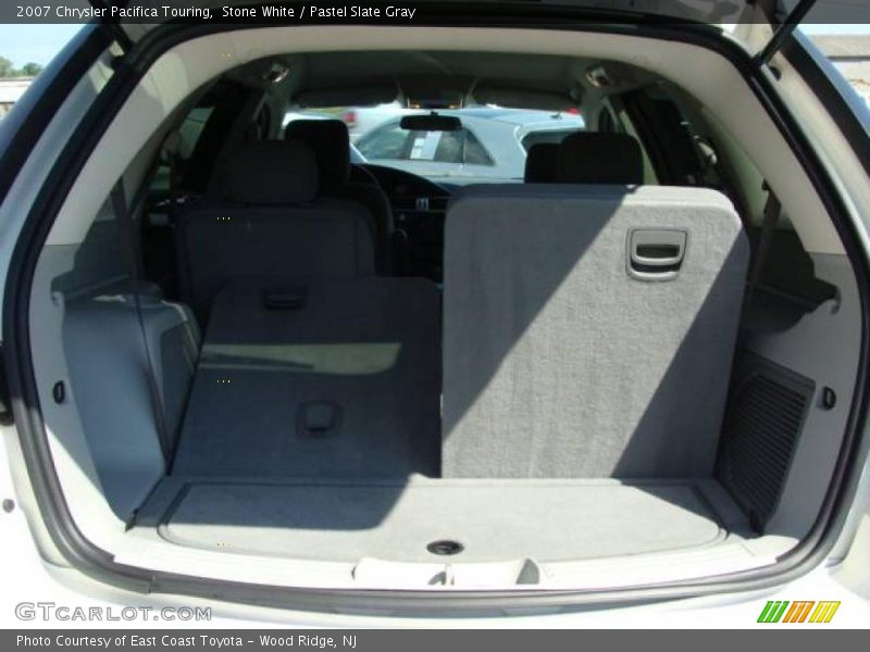 Stone White / Pastel Slate Gray 2007 Chrysler Pacifica Touring