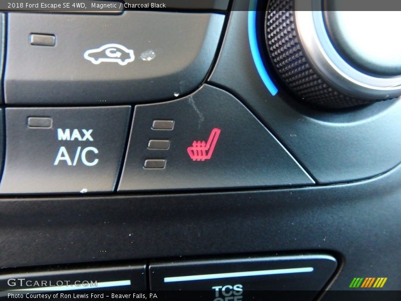 Magnetic / Charcoal Black 2018 Ford Escape SE 4WD