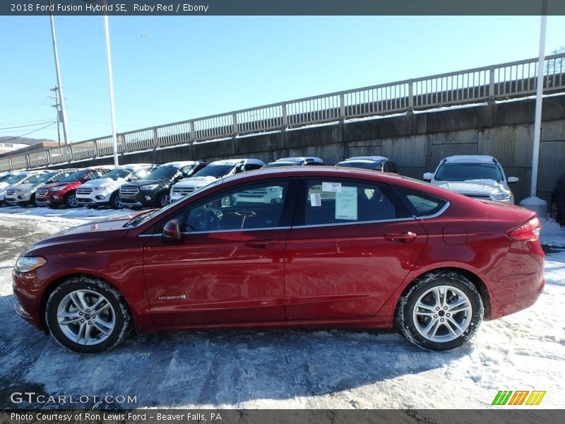 Ruby Red / Ebony 2018 Ford Fusion Hybrid SE