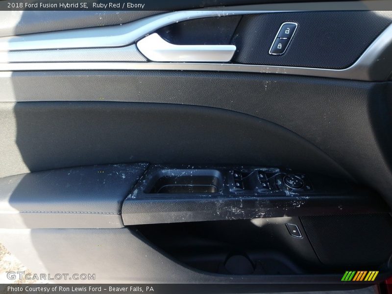 Ruby Red / Ebony 2018 Ford Fusion Hybrid SE