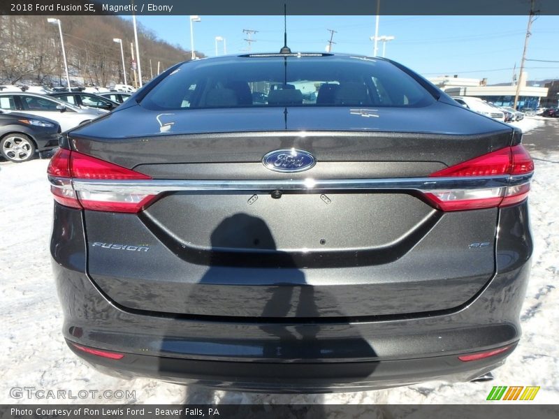 Magnetic / Ebony 2018 Ford Fusion SE