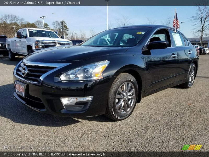 Super Black / Charcoal 2015 Nissan Altima 2.5 S