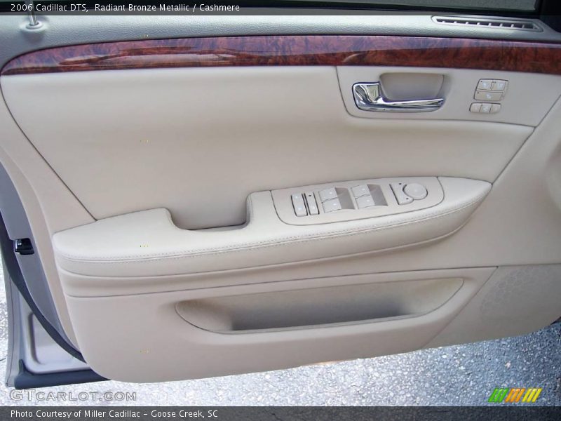 Radiant Bronze Metallic / Cashmere 2006 Cadillac DTS