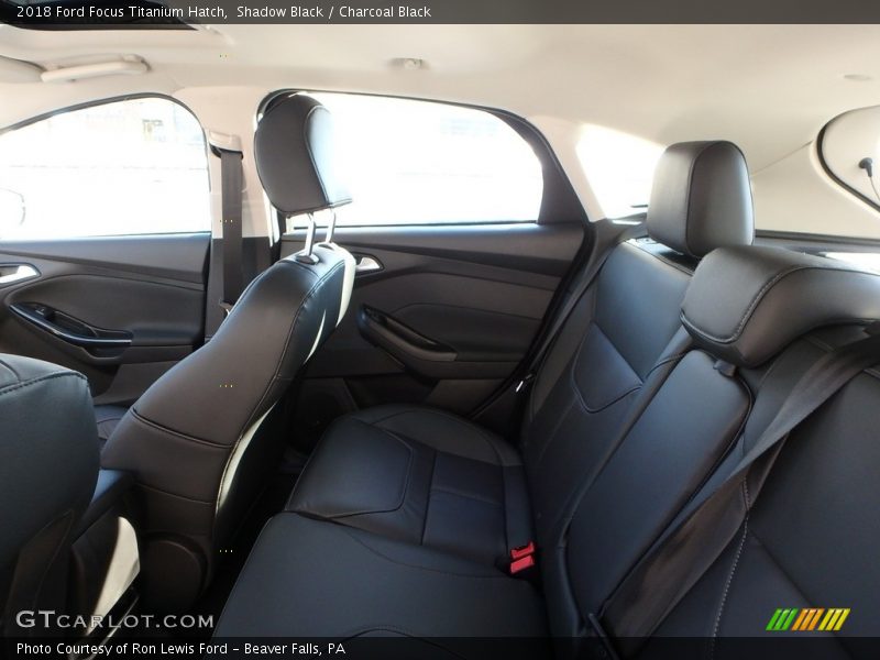 Shadow Black / Charcoal Black 2018 Ford Focus Titanium Hatch