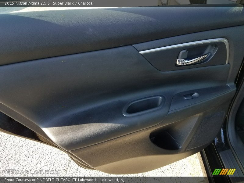 Super Black / Charcoal 2015 Nissan Altima 2.5 S