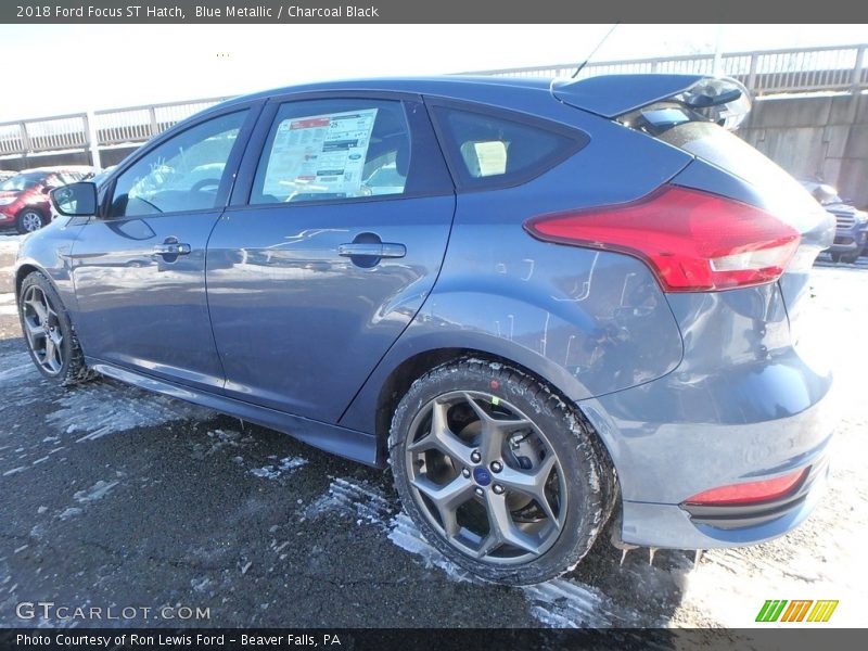 Blue Metallic / Charcoal Black 2018 Ford Focus ST Hatch