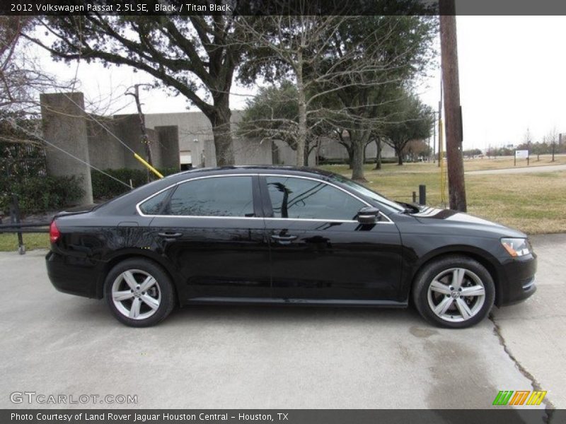Black / Titan Black 2012 Volkswagen Passat 2.5L SE