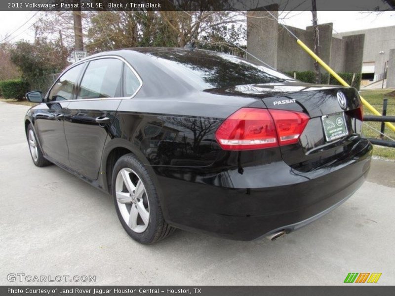 Black / Titan Black 2012 Volkswagen Passat 2.5L SE