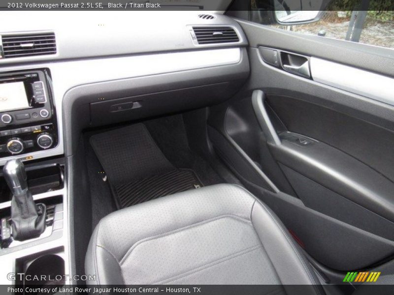 Black / Titan Black 2012 Volkswagen Passat 2.5L SE