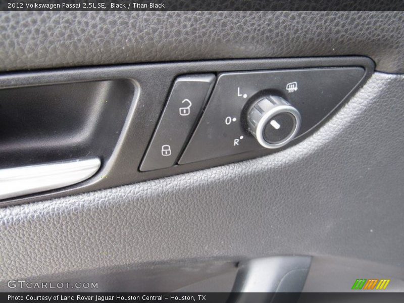 Black / Titan Black 2012 Volkswagen Passat 2.5L SE
