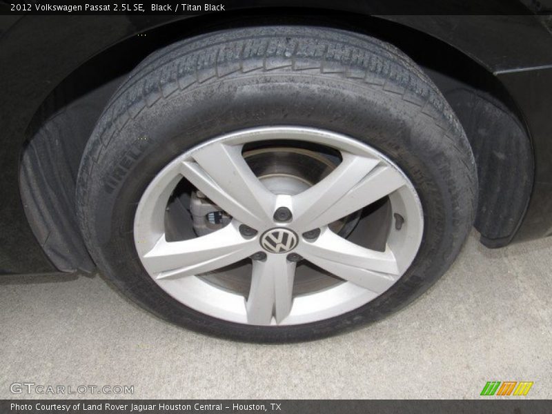 Black / Titan Black 2012 Volkswagen Passat 2.5L SE