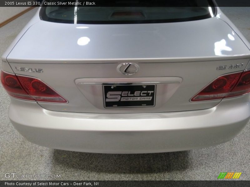Classic Silver Metallic / Black 2005 Lexus ES 330