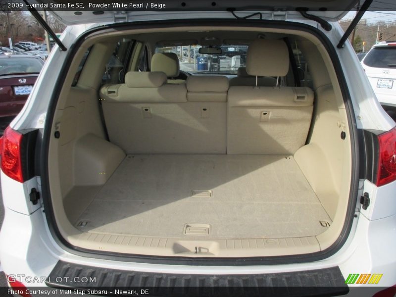 Powder White Pearl / Beige 2009 Hyundai Santa Fe SE