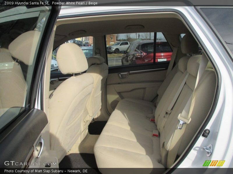 Powder White Pearl / Beige 2009 Hyundai Santa Fe SE