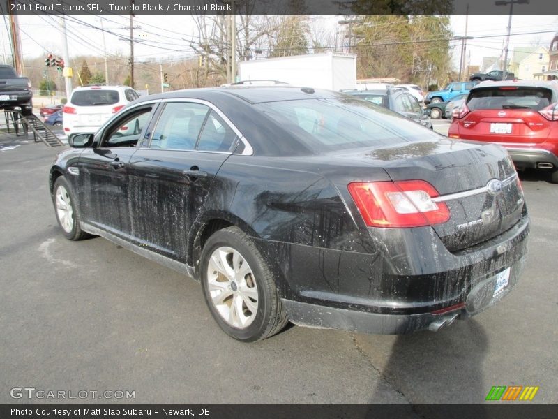 Tuxedo Black / Charcoal Black 2011 Ford Taurus SEL