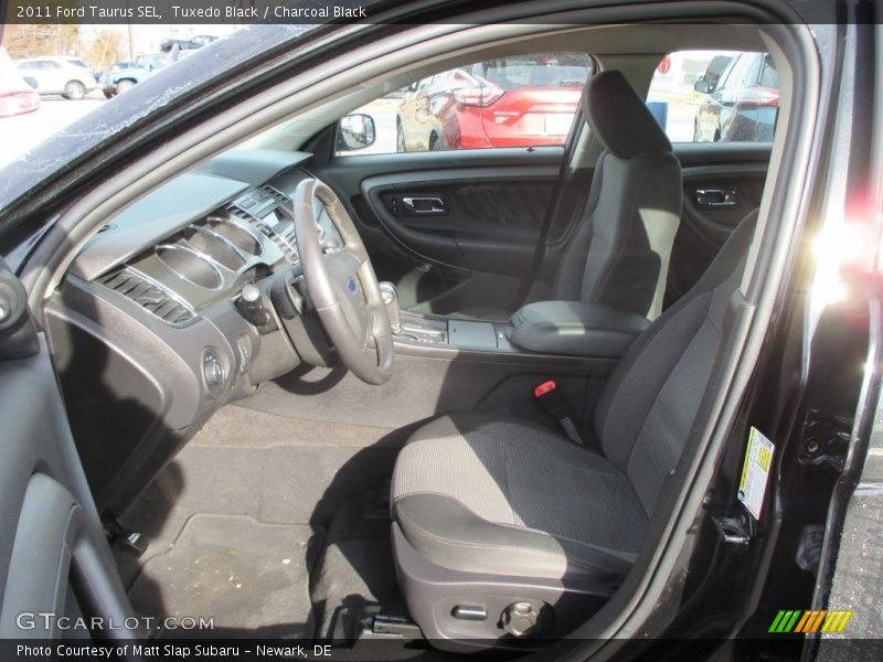 Tuxedo Black / Charcoal Black 2011 Ford Taurus SEL