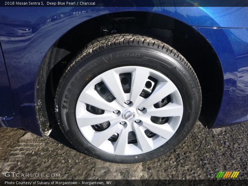 Deep Blue Pearl / Charcoal 2018 Nissan Sentra S